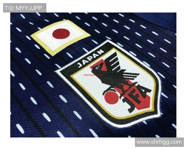 日本足球队队服的设计演变与文化象征解析